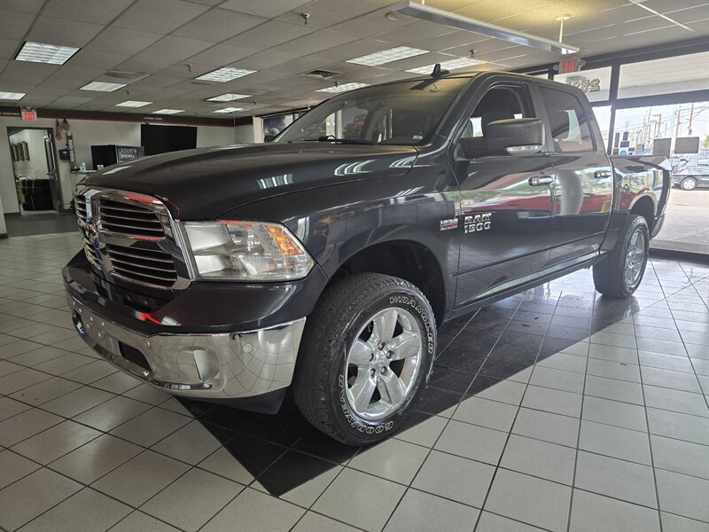 Used 2017 RAM 1500 Big Horn AWD/4WD image 1