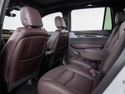 Used 2022 Cadillac XT6 Premium Luxury w/ Technology Package image 20