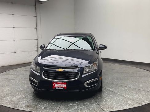Used 2015 Chevrolet Cruze LT image 29