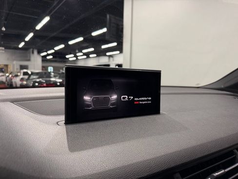 Used 2018 Audi Q7 3.0T Prestige AWD/4WD image 45
