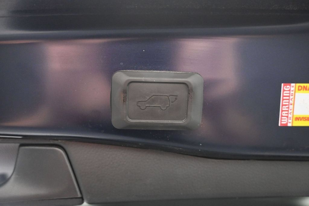 Used 2023 Toyota RAV4 XLE Premium AWD/4WD image 35