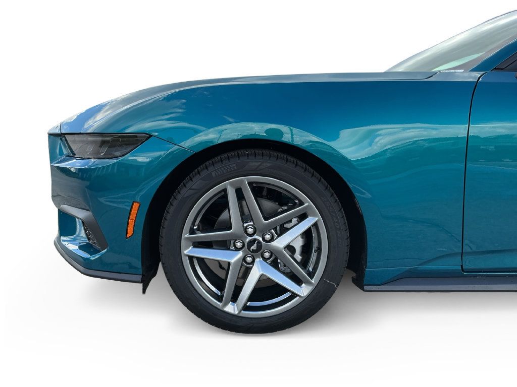 Used 2026 Ford Mustang Coupe RWD image 12