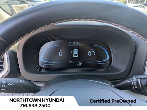 Used 2023 Hyundai Venue SEL w/ Cargo Package FWD image 9