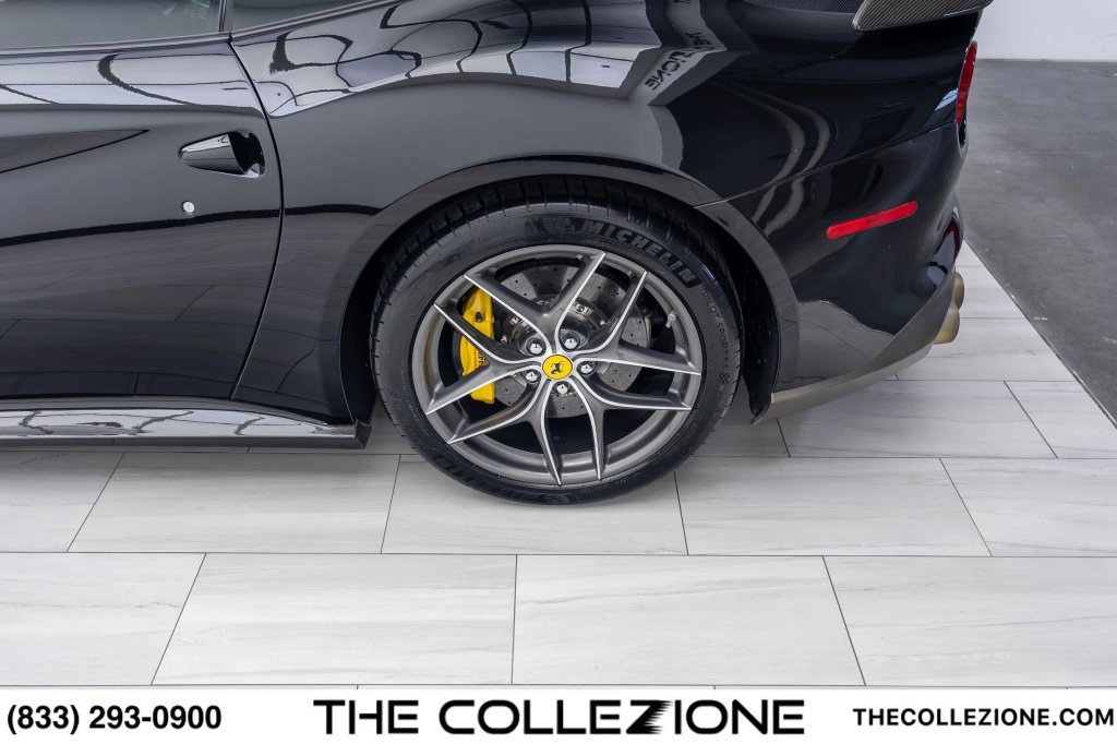 Used 2014 Ferrari F12 Berlinetta RWD image 15