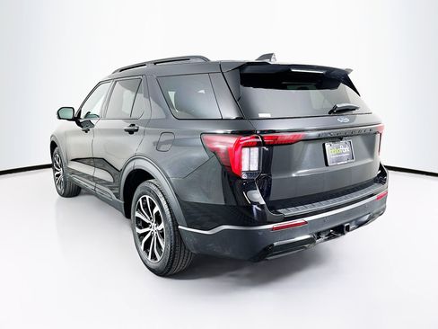 Used 2025 Ford Explorer ST-Line image 5
