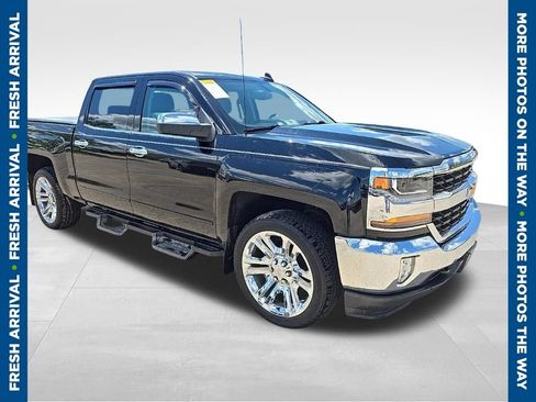 Used 2018 Chevrolet Silverado 1500 LT w/ All Star Edition AWD/4WD image 1