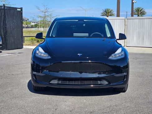 Used 2020 Tesla Model Y Long Range AWD/4WD image 2