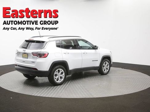 Used 2024 Jeep Compass Latitude AWD/4WD image 36