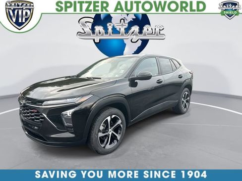 Certified 2024 Chevrolet Trax RS w/ Driver Confidence Package FWD image 6