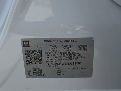 Used 2021 Chevrolet Traverse Premier w/ Redline Edition AWD/4WD image 35