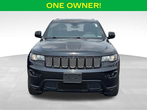 Used 2020 Jeep Grand Cherokee Altitude AWD/4WD image 3