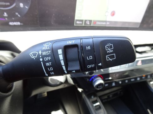 Used 2023 Kia Telluride SX FWD image 28