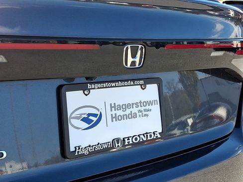 Used 2023 Honda Accord EX image 30