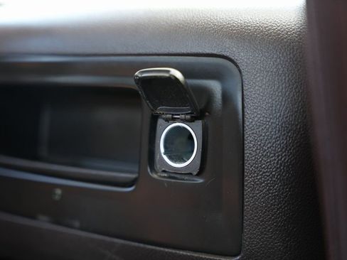 Used 2017 Chevrolet Silverado 3500 High Country w/ Duramax Plus Package image 39