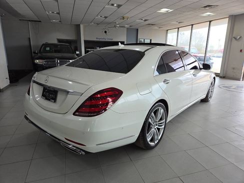Used 2019 Mercedes-Benz S 560 Sedan image 7