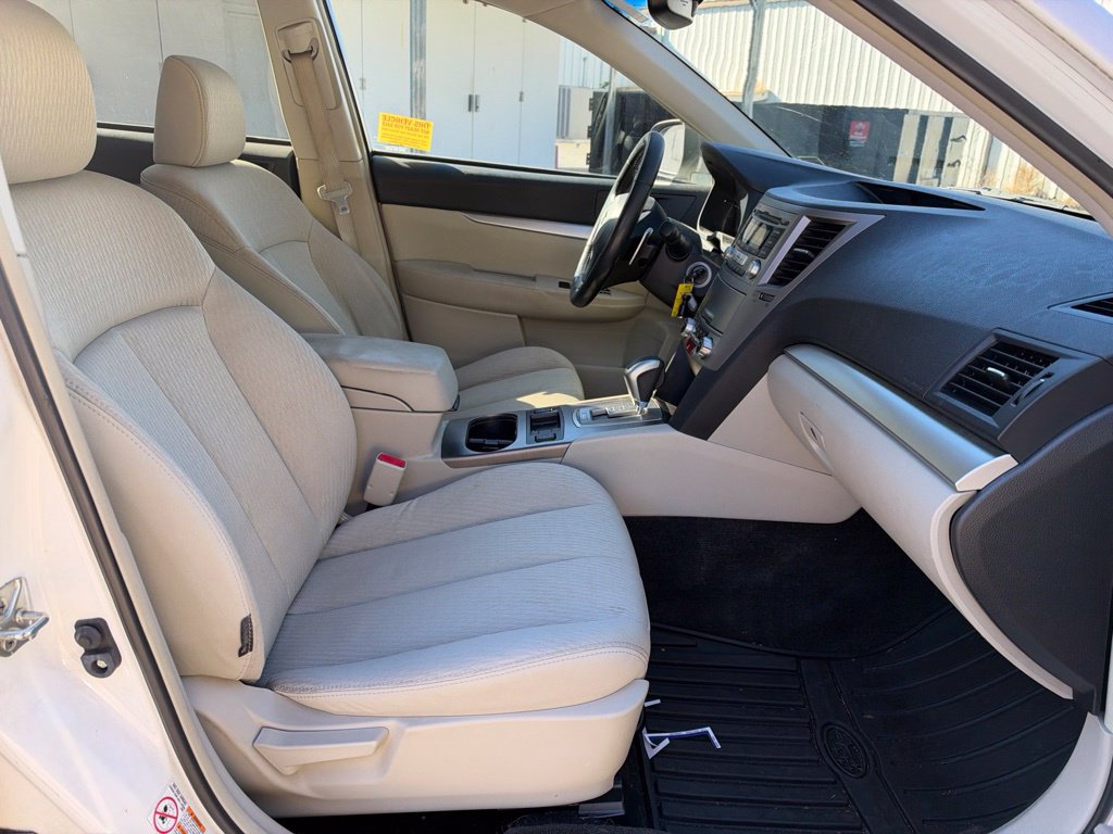 Used 2012 Subaru Outback 2.5i Premium AWD/4WD image 13