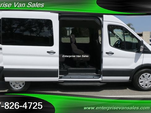 Used 2021 Ford Transit 350 XLT RWD image 1