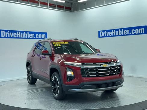 Used 2025 Chevrolet Equinox LT w/ Convenience Package II FWD image 5