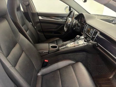 Used 2015 Porsche Panamera 4S image 34