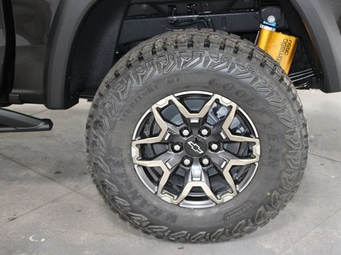 New 2026 Chevrolet Colorado ZR2 w/ Technology Package AWD/4WD image 58