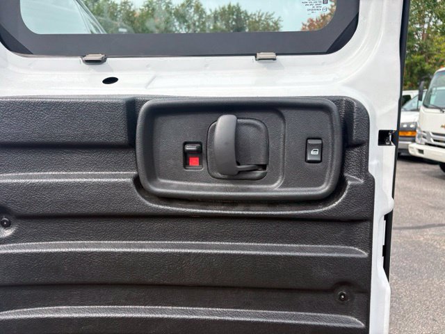 Used 2025 Chevrolet Express 2500 w/ Driver Convenience Package RWD image 7