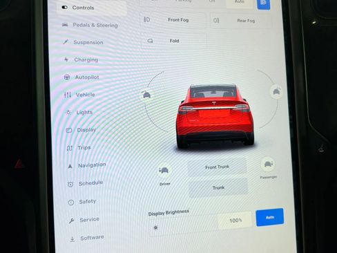 Used 2020 Tesla Model X image 27