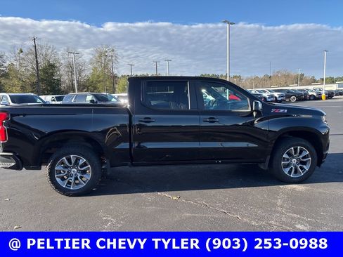 Used 2022 Chevrolet Silverado 1500 RST image 9