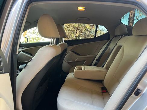 Used 2015 Kia Optima LX image 21