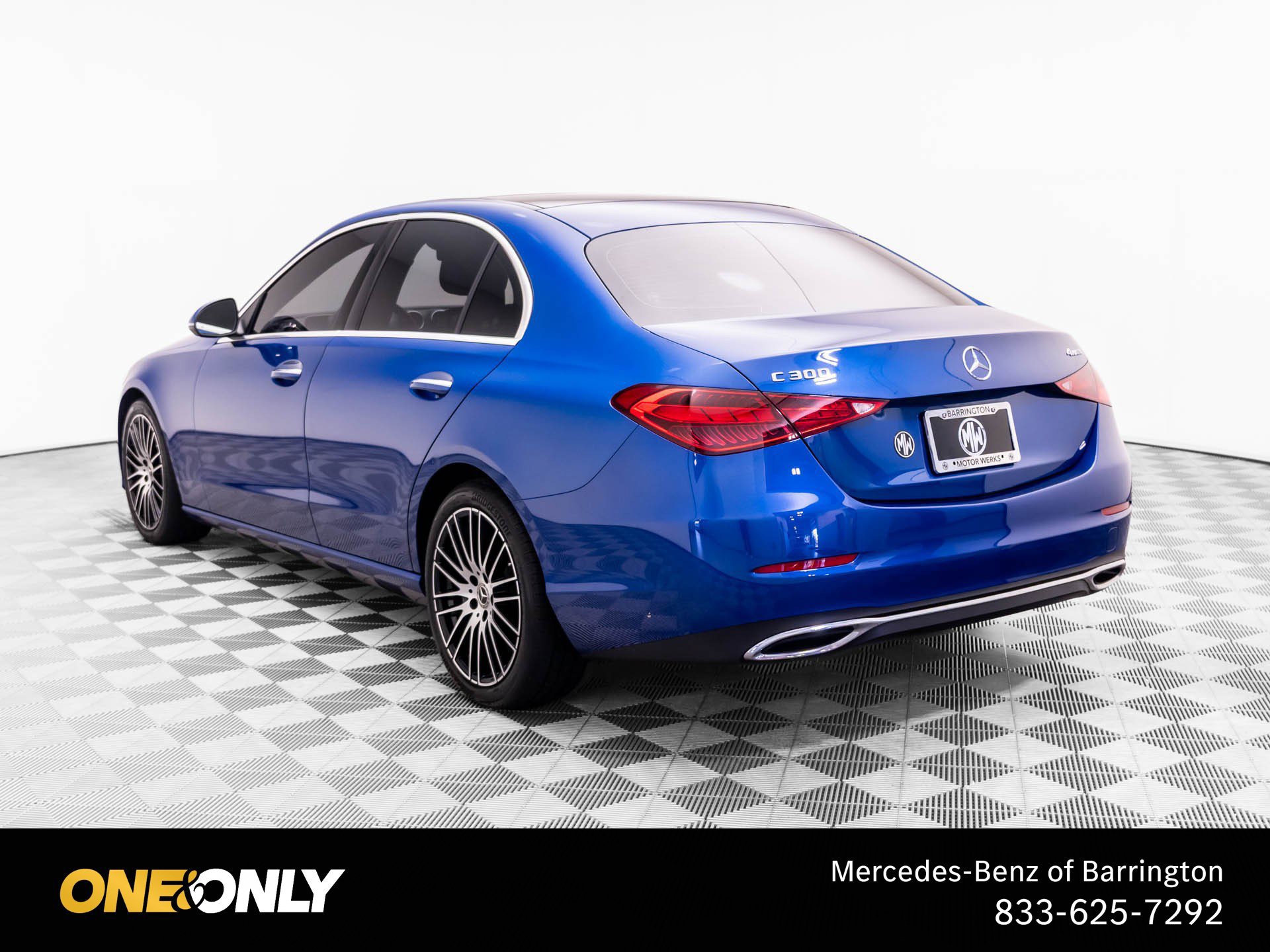 Used 2023 Mercedes-Benz C 300 4MATIC Sedan image 3