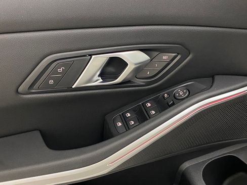 New 2025 BMW 330i xDrive Sedan w/ Convenience Package image 22