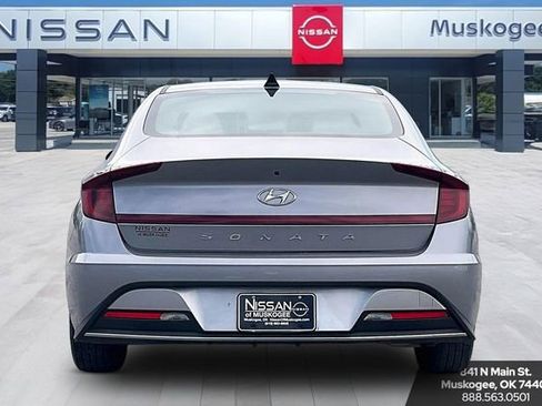 Used 2023 Hyundai Sonata SE FWD image 6