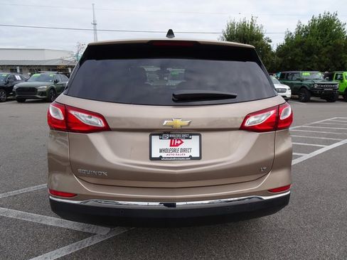 Used 2019 Chevrolet Equinox LT w/ Driver Convenience Package image 5
