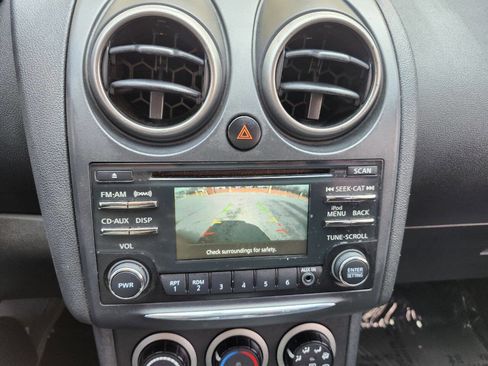 Used 2015 Nissan Rogue S w/ Convenience Package image 10