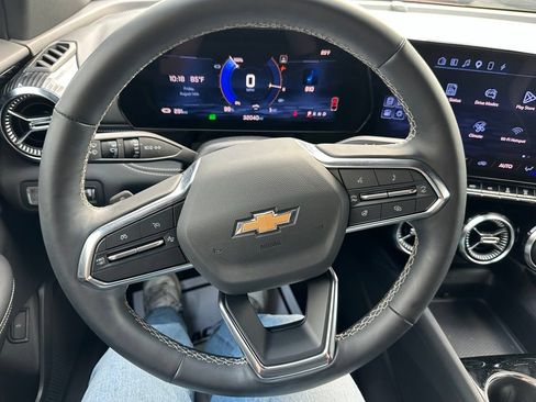 Used 2024 Chevrolet Blazer EV LT AWD/4WD image 12