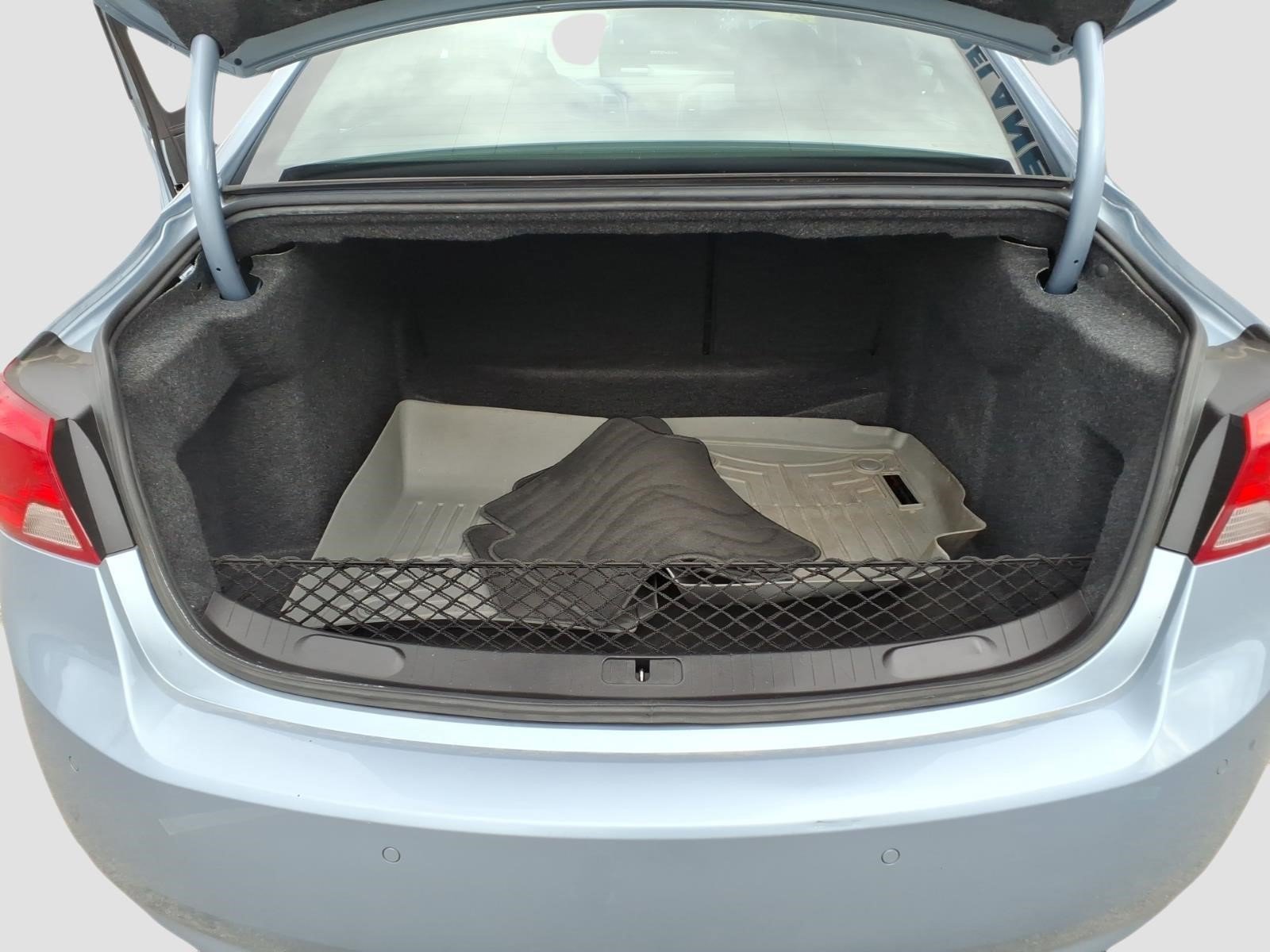 Used 2014 Chevrolet Impala LT w/ Premium Seating Package FWD image 17