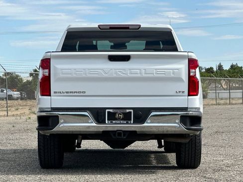Used 2023 Chevrolet Silverado 1500 LTZ AWD/4WD image 5