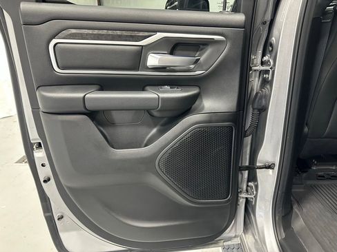 Used 2019 RAM 1500 Big Horn AWD/4WD image 39