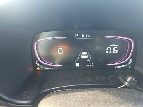Certified 2024 Kia Soul GT-Line FWD image 10