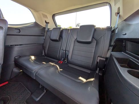 Used 2021 Volkswagen Atlas SEL Premium AWD/4WD image 17