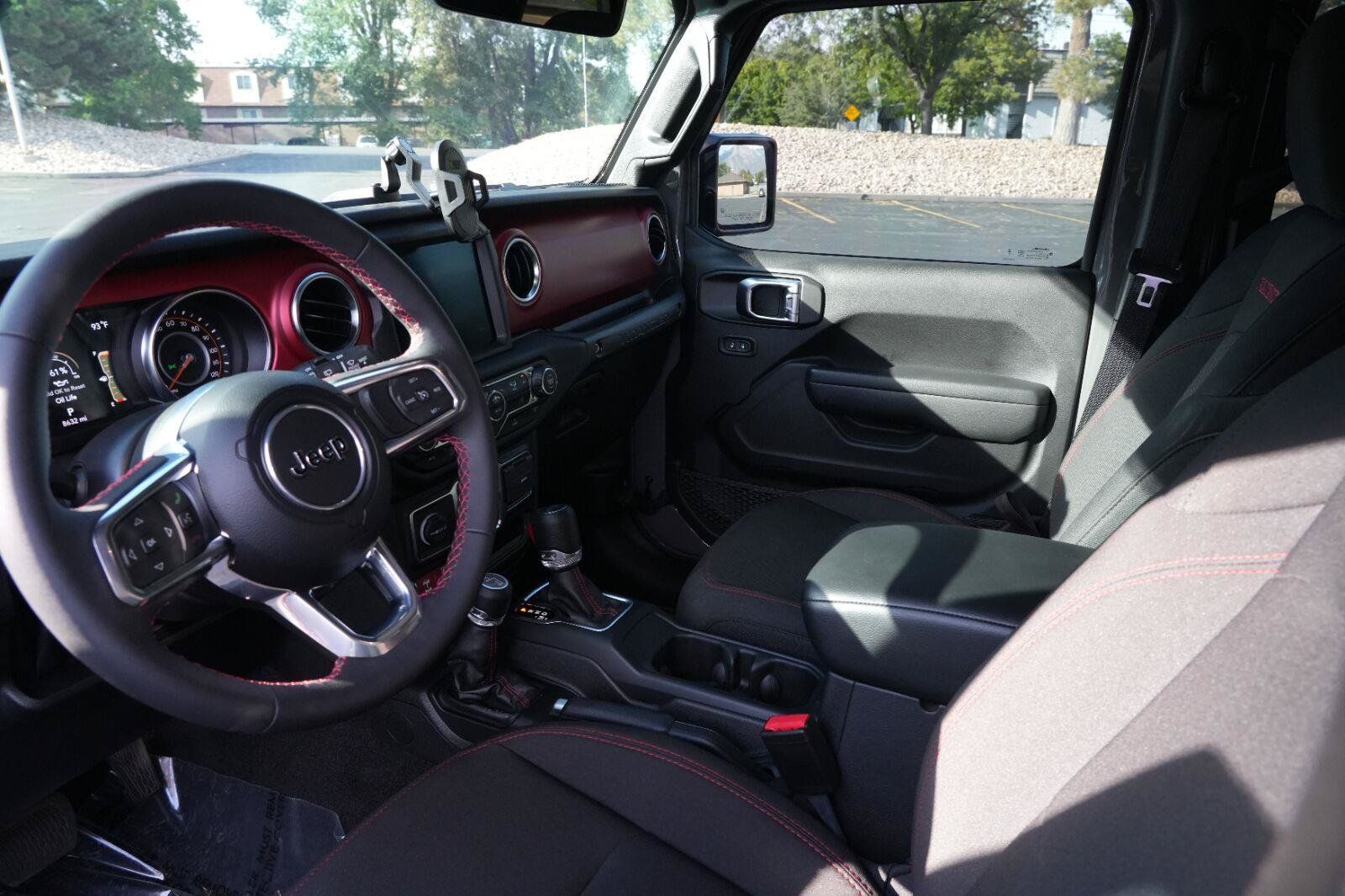 Used 2023 Jeep Wrangler Unlimited Rubicon AWD/4WD image 11