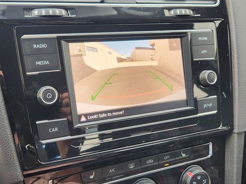 Used 2018 Volkswagen GTI S image 19