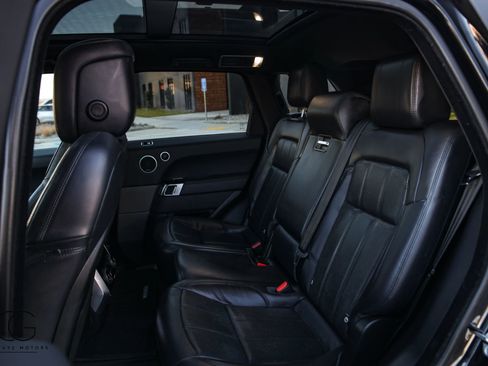 Used 2019 Land Rover Range Rover Sport HSE image 34