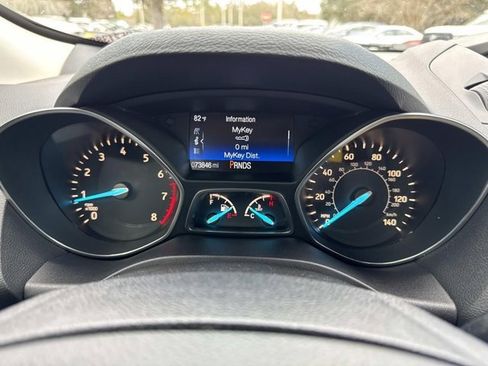 Used 2019 Ford Escape S image 25