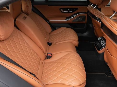 Certified 2022 Mercedes-Benz S 580 4MATIC Sedan image 19