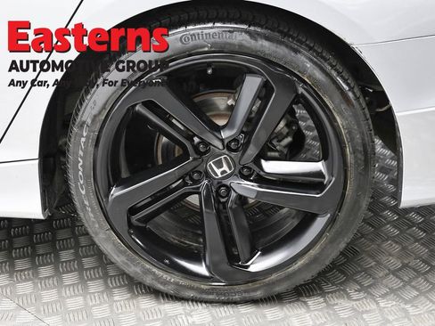 Used 2022 Honda Accord Sport image 8