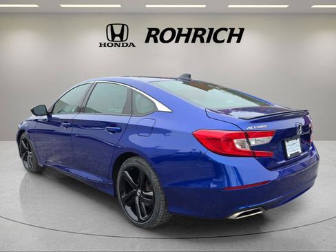 Used 2022 Honda Accord Sport image 3