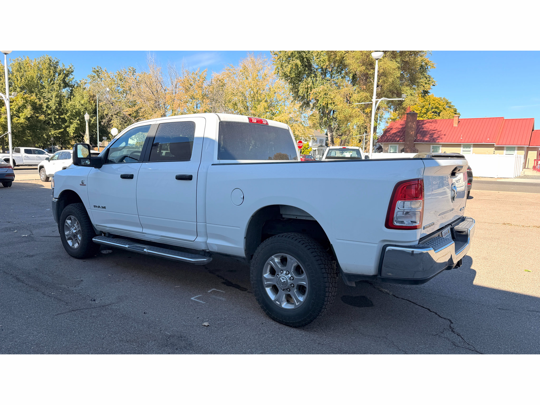 Used 2024 RAM 2500 Big Horn AWD/4WD image 3