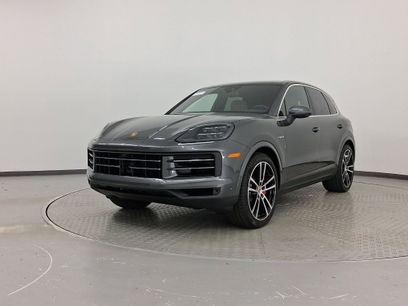 New 2025 Porsche Cayenne S