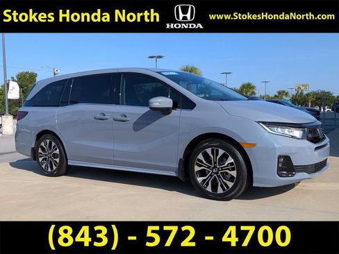 Certified 2026 Honda Odyssey Elite image 2