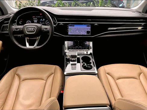Certified 2023 Audi Q7 2.0T Premium w/ Convenience Package AWD/4WD image 16